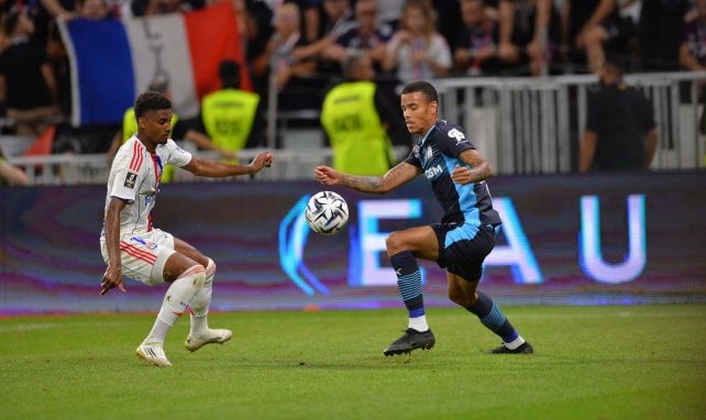 Mason Greenwood im Duell