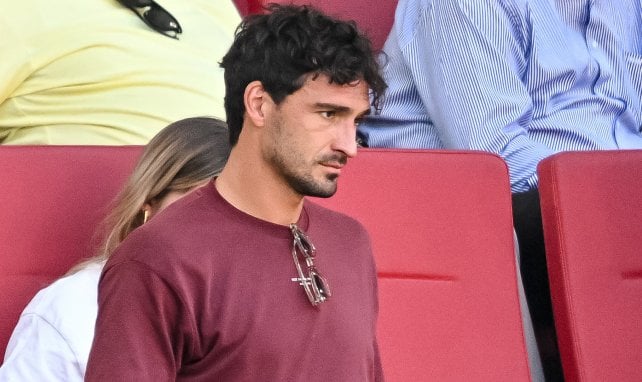 Mats Hummels guckt bedröppelt