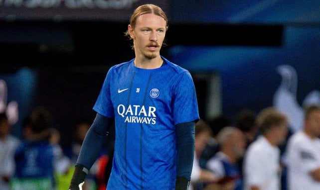 PSG: Drei Interessenten für Safonov
