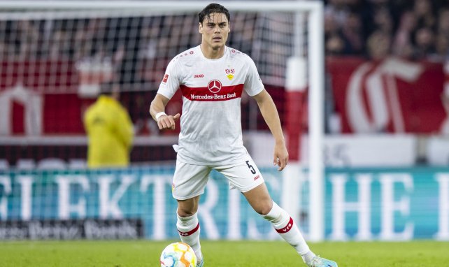 Konstantinos Mavropanos im Trikot des VfB Stuttgart