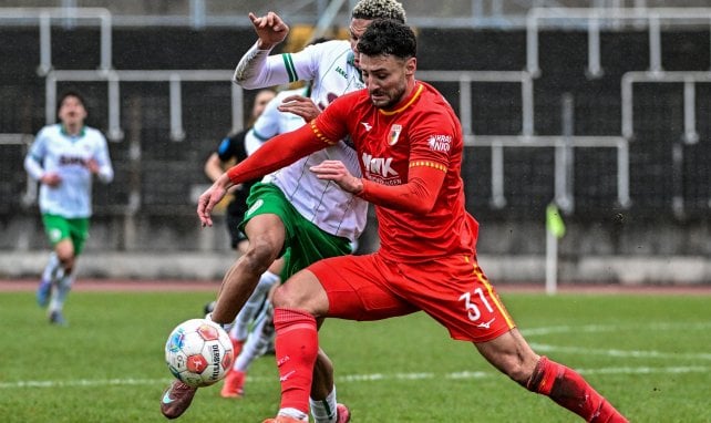 Bielefeld bedient sich in Augsburg