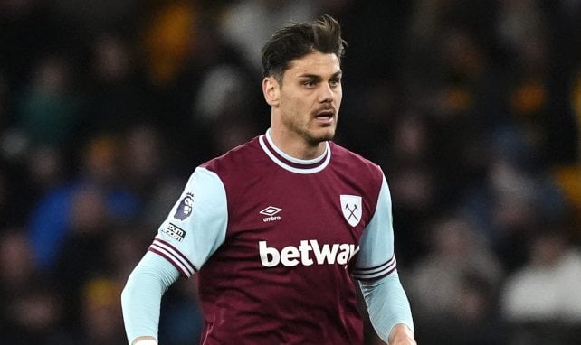 Konstantinos Mavropanos im Trikot von West Ham United