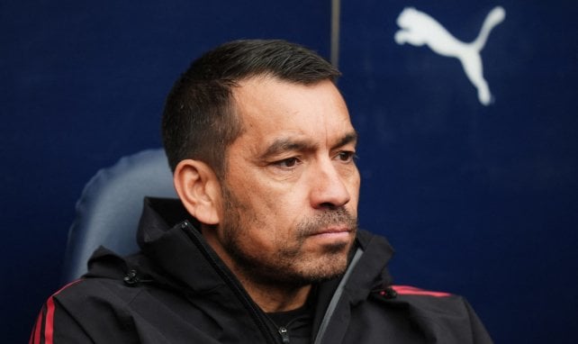 Feyenoord präsentiert van Bronckhorst