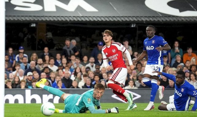 Arsenal: Mega-Talent Dowman vor Leihe?