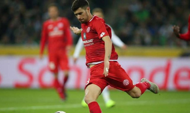 Aarón verschreibt sich langfristig Mainz 05