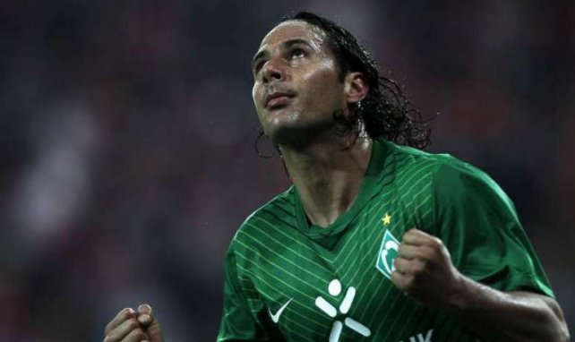 Claudio Pizarro könnte demnächst wieder in grün auflaufen