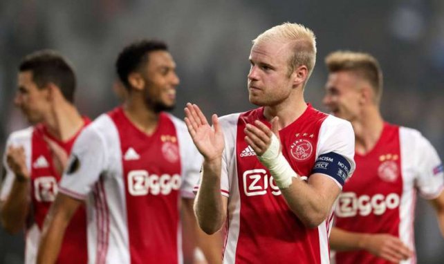 Davy Klaassen führt Ajax als Kapitän aufs Feld