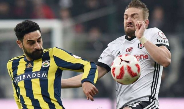 Mehmet Ekici (li.) könnte bald wieder in der Bundesliga kicken