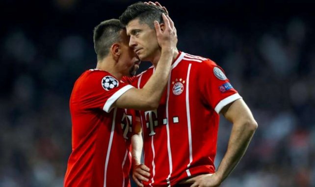 Robert Lewandowski muss beim FC Bayern bleiben