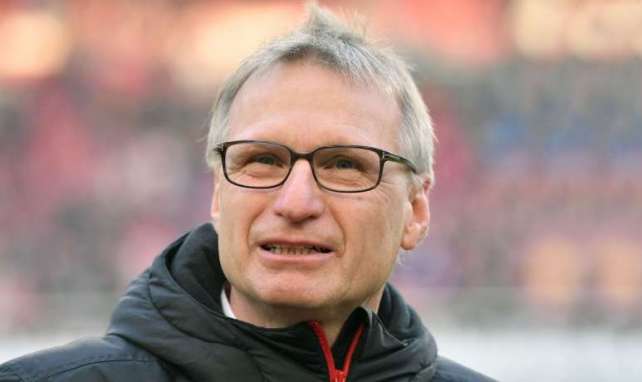 Sportchef Michael Resche lockt einen neuen Innenverteidiger nach Stuttgart