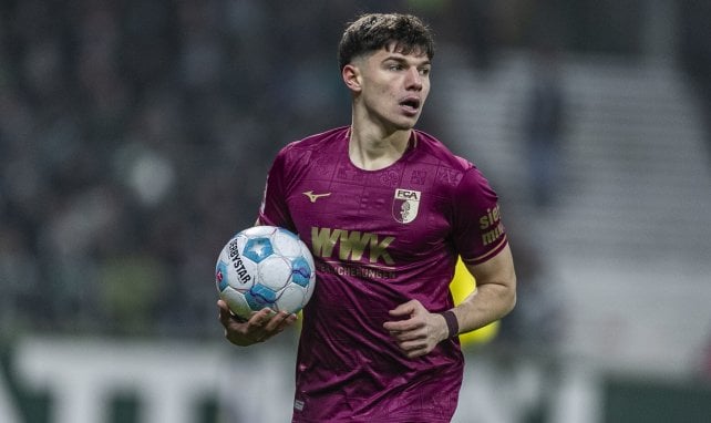 Mit dem Ball in der Hand: Mert Kömür