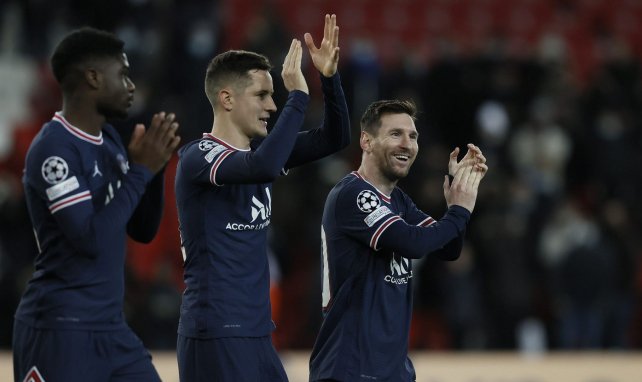 Lionel Messi freut sich über den PSG-Sieg über Brügge