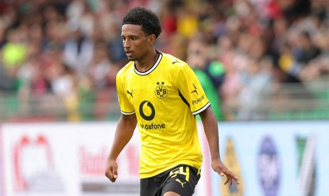 Dortmund bindet Abwehr-Juwel