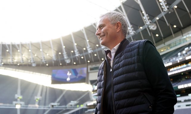 Kann sich auf frisches Geld für seinen Verein freuen: Spurs-Trainer José Mourinho 