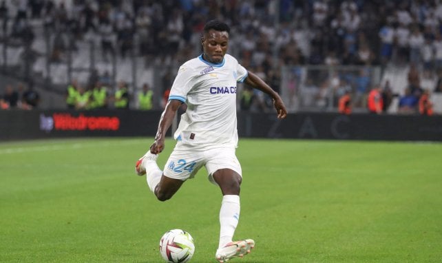 François Mughe im Trikot von Olympique Marseille