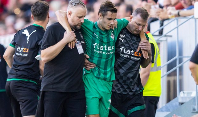 Florian Neuhaus verlässt verletzt das Feld