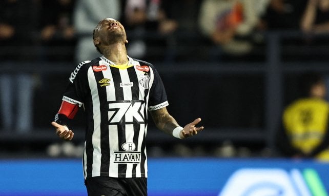 Warum immer ich fragt sich Neymar