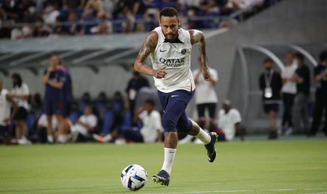 Neymar gibt im PSG-Training alles