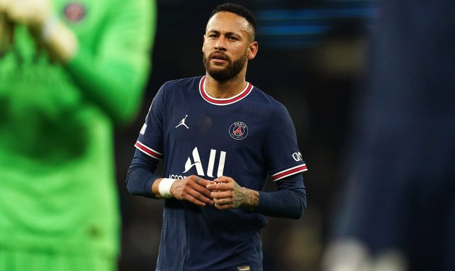 Paris St. Germain verpflichtete Neymar 2017 für die Rekordsumme von 222 Millionen Euro  