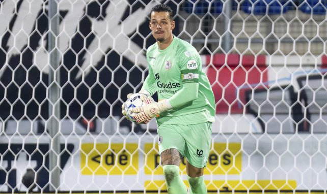 Nick Olij im PSV-Trikot