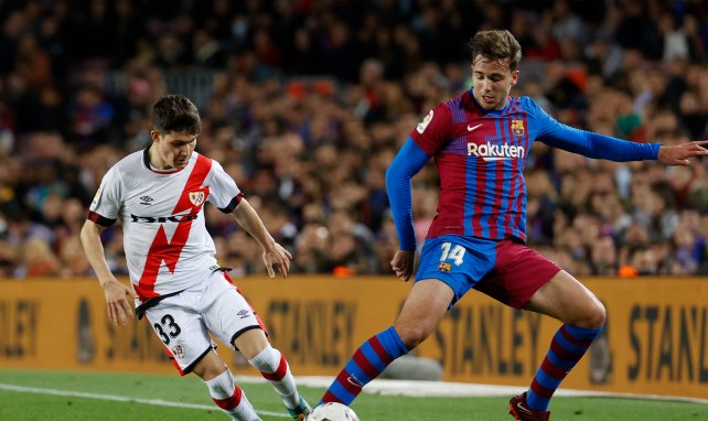 Barça verlängert mit González – Leihe nach Valencia