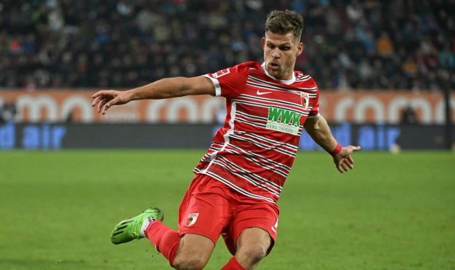 Florian Niederlechner im Trikot des FC Augsburg