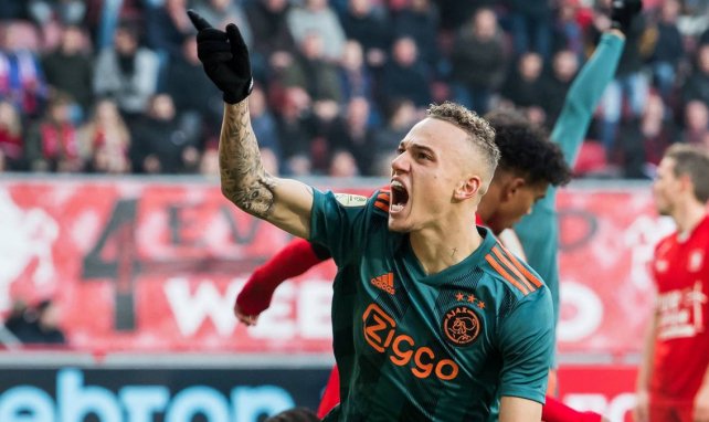 Noa Lang jubelt über ein Tor von Ajax Amsterdam