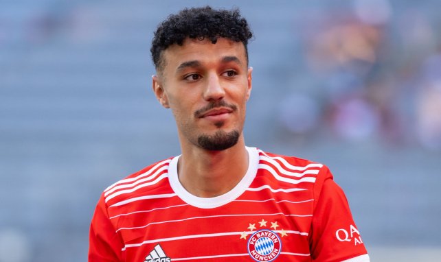 FC Bayern: Mazraoui lange raus – Dumfries ein Thema?