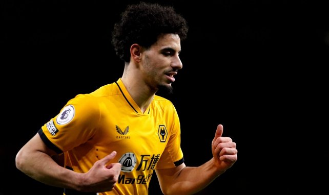 Rayan Aït-Nouri im Trikot der Wolverhampton Wanderers