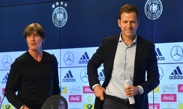 Jogi Löw (l.) mit DFB-Manager Oliver Bierhoff