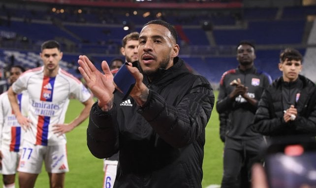 Corentin Tolisso applaudiert den Fans