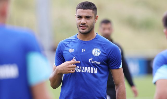 Ozan Kabak im Schalke-Training