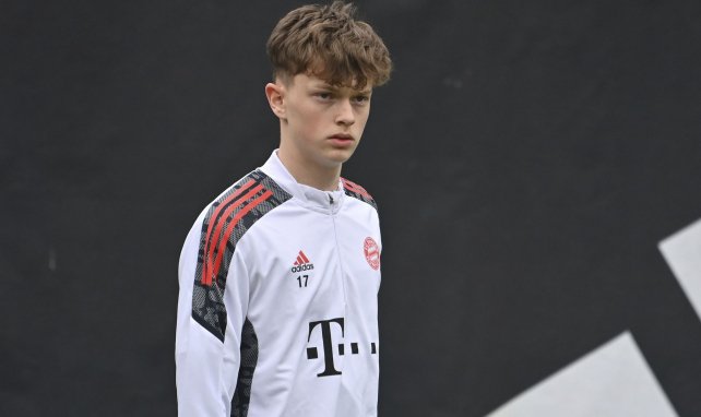 Paul Wanner im Trainingsoutfit des FC Bayern