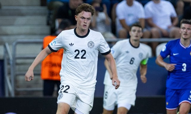 Paul Wanner vom FC Bayern am Ball für den DFB
