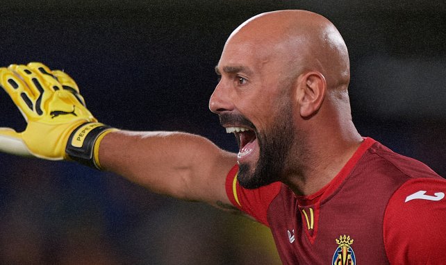 Pepe Reina im Trikot des FC Villarreal