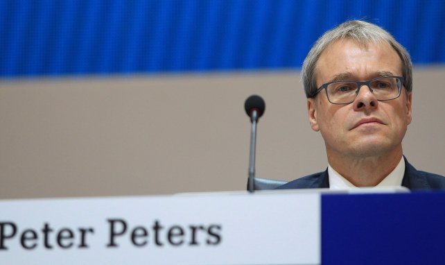 Peter Peters war zehn Jahre Finanzvorstand bei Schalke 04