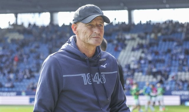 Peter Zeidler als Trainer des VfL Bochum