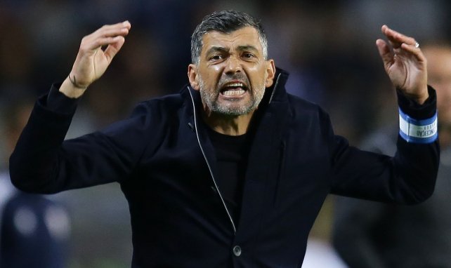 Sérgio Conceição regt sich auf