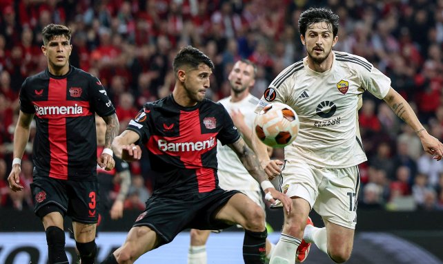 Piero Hincapié, Exequiel Palacios und Sardar Azmoun