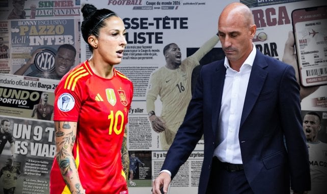 Skandal-Präsident mit Eiern beworfen | Jagdszenen bei U17-WM