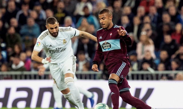 Rafinha im Duell mit Karim Benzema