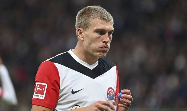 Rasmus Kristensen für Eintracht im Einsatz