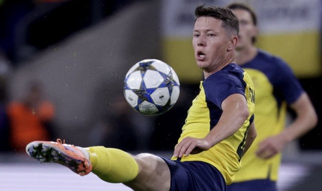 Pauli zaubert Rasmussen aus dem Hut