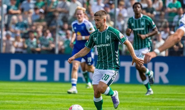 Schmid mit dem Ball am Fuß