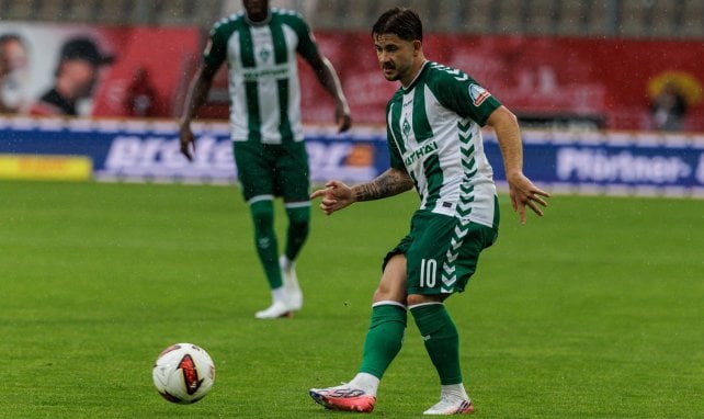 Sattes Transferplus: Werder verkauft Schmid 