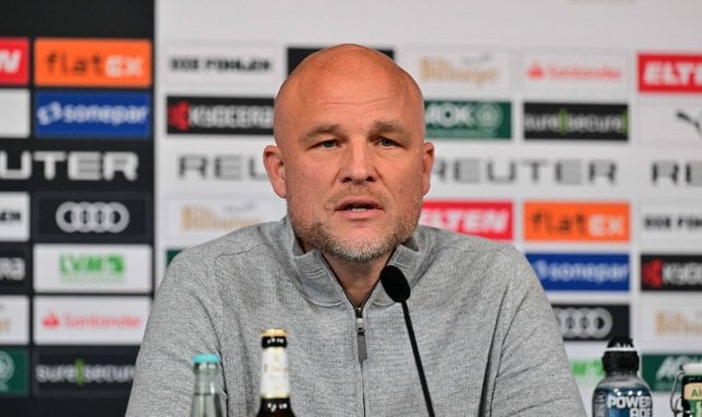 Rouven Schröder bei seiner ersten Pressekonferenz für Borussia Mönchengladbach