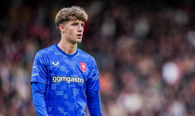 Nach Barça-Korb: Bundesliga-Dreikampf um Abwehrtalent?