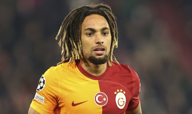 Sacha Boey im Trikot von Galatasaray