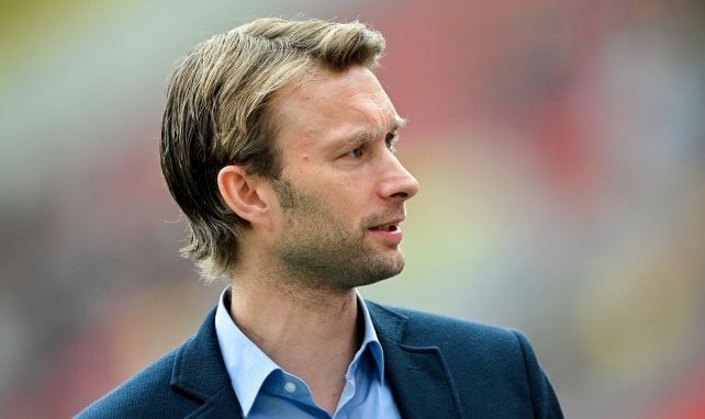 Simon Rolfes ist Sportchef bei Bayer-Leverkusen