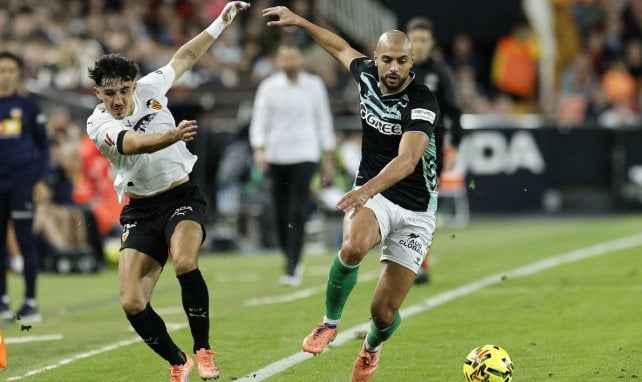 Amrabat vor Wechsel zu Ajax